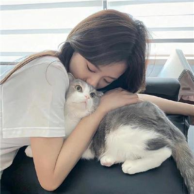 坡道上的红屋顶